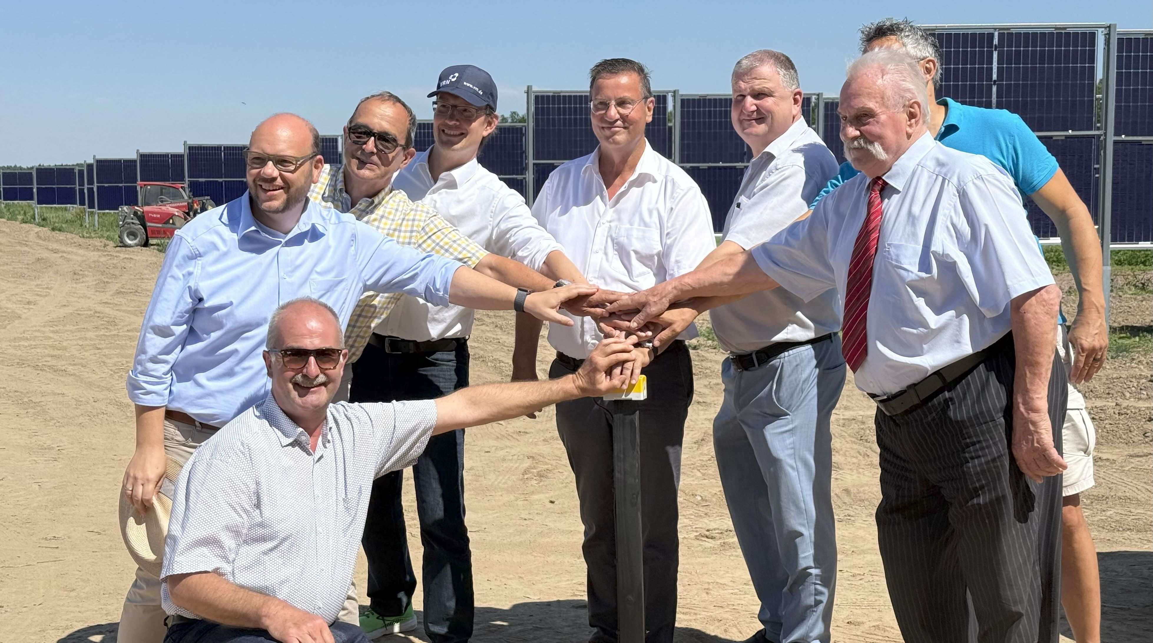 Offizielle Inbetriebnahme des Agri-PV Energieparks Neusaß II